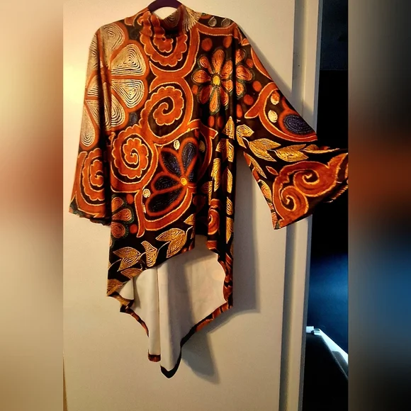 Multicolor Abstract Tunic Top - Picture 2 of 12